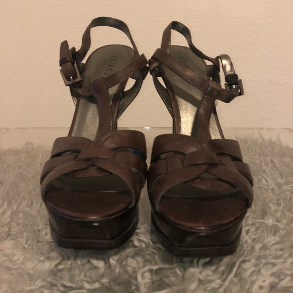 Shoes - Picture 2 of 5